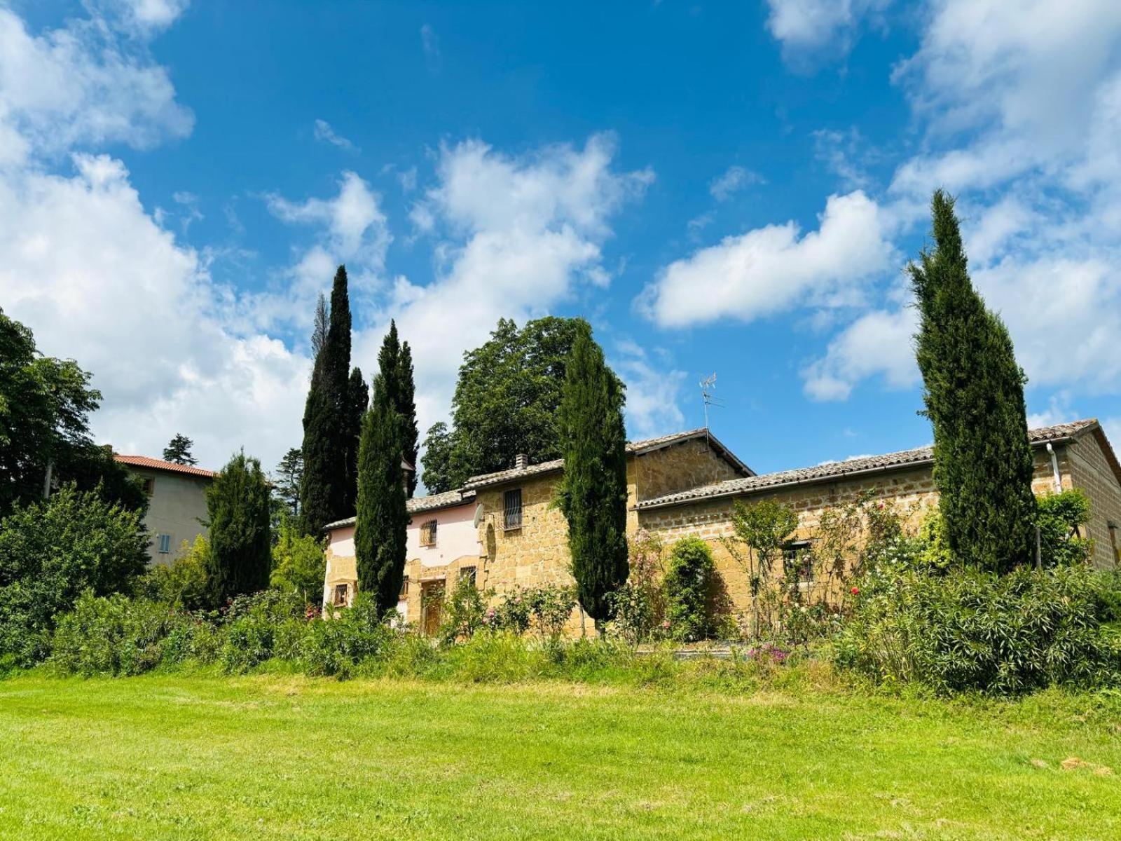 Predio Palazzo Villa Acquapendente Exterior foto